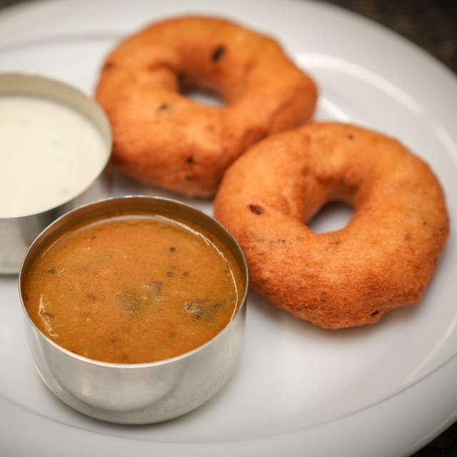 Medhu Vada.